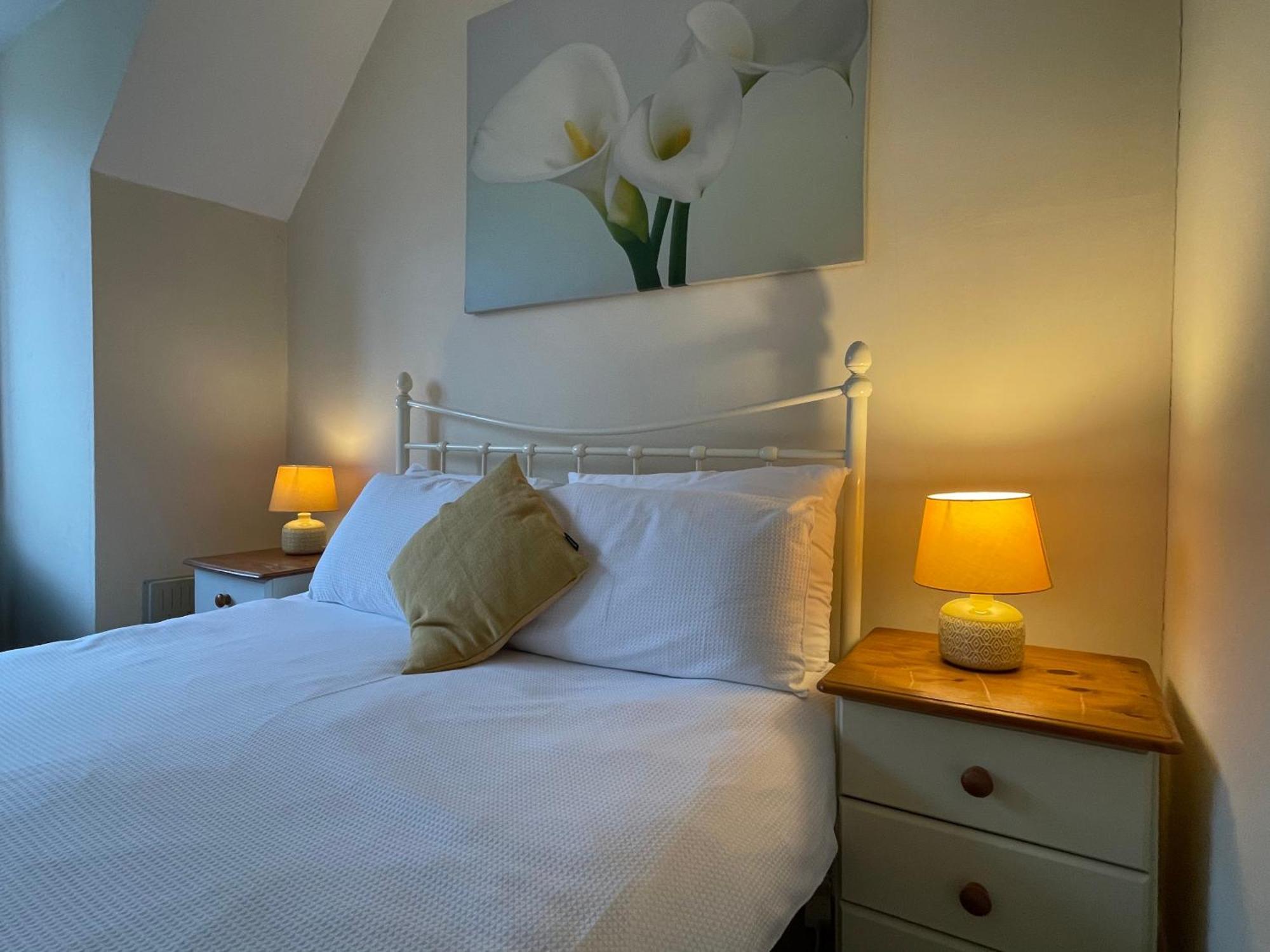 Large 5 Bed House In Scarborough Near The Beach, Large Garden & Hot Tub 외부 사진